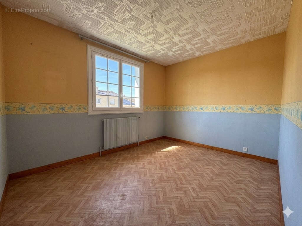 Maison à NAINTRE