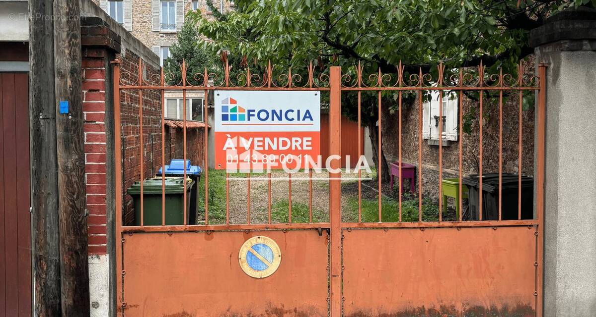 Parking à VILLENEUVE-SAINT-GEORGES