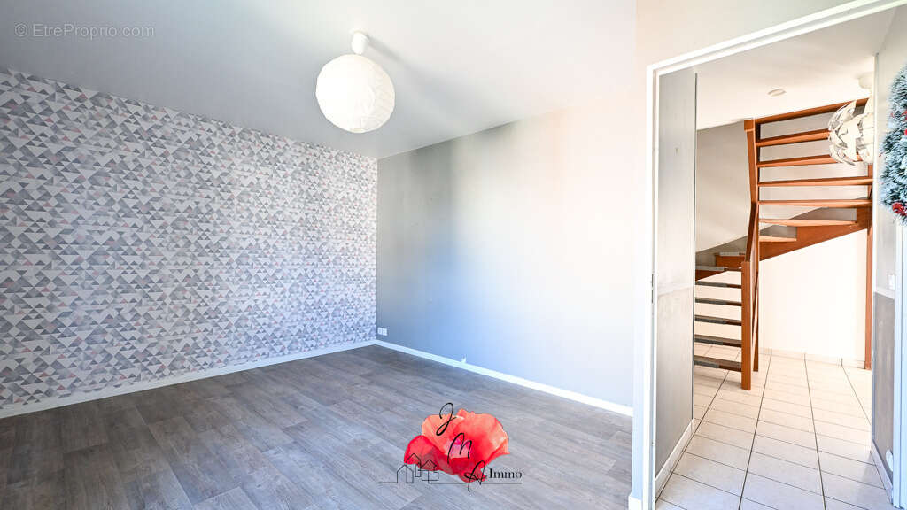 Appartement à SAINT-ROMAIN-DE-COLBOSC