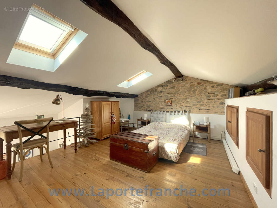 Maison à CAGNES-SUR-MER