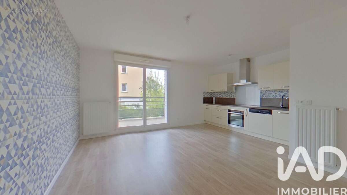 Photo 4 - Appartement à LIEUSAINT