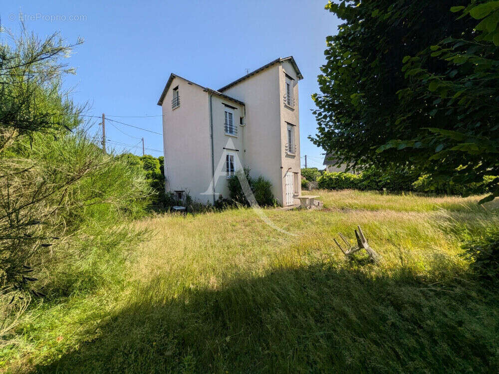Maison à ONZAIN