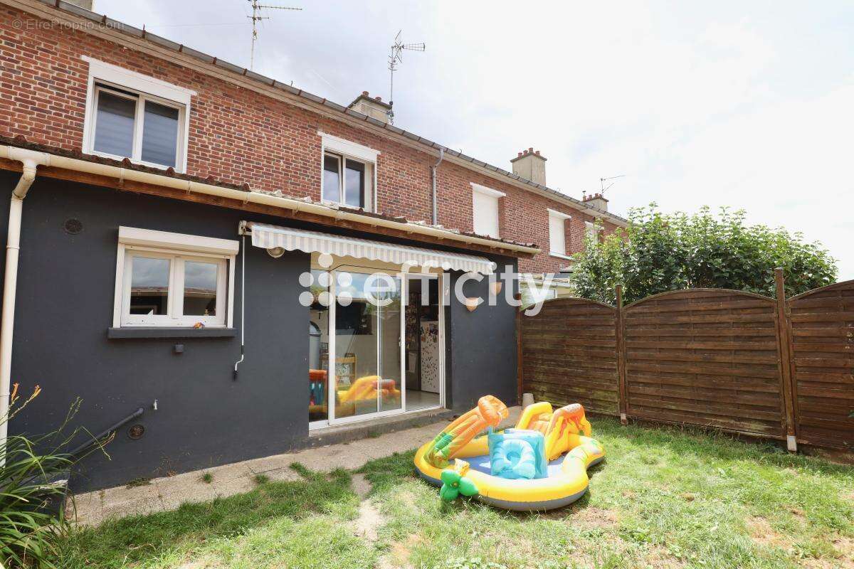 Maison 85 m² à Douchy-Les-Mines  - photo 7