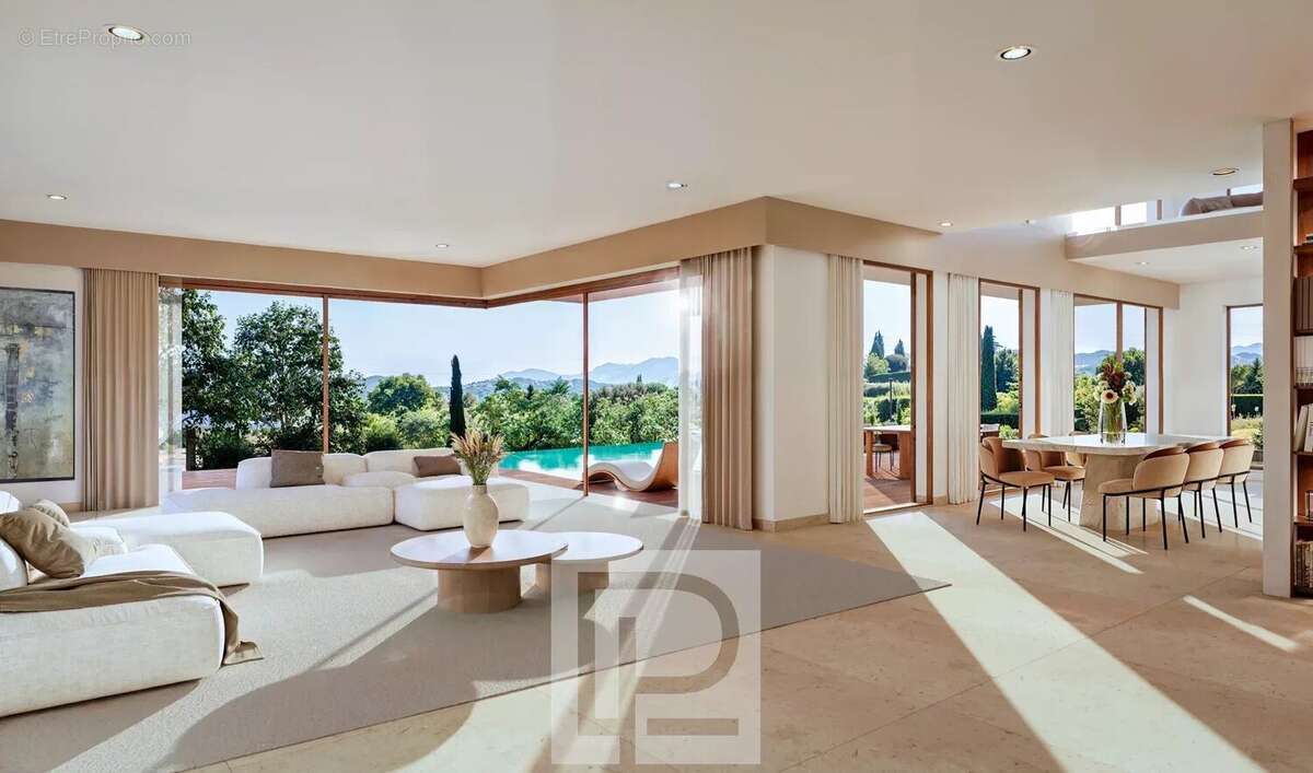 Maison à MOUGINS