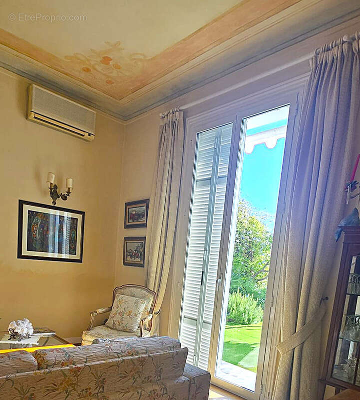 Maison à ROQUEBRUNE-CAP-MARTIN