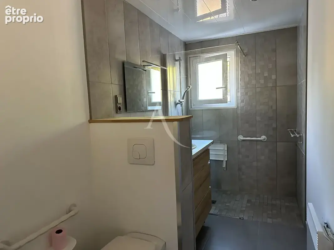 Rochefort - belle maison familiale de 167 m² - 5 chambres, deux garages , fort potentiel ! - photo 11