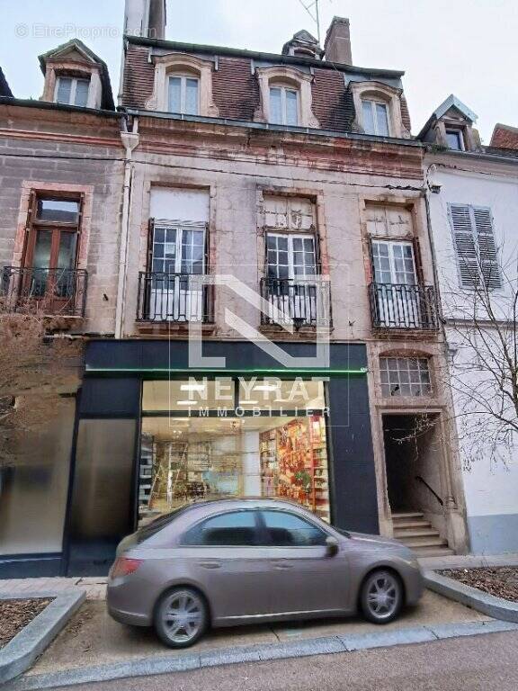Appartement à AUXONNE