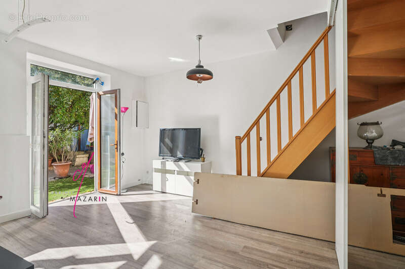 Appartement à EPINAY-SUR-ORGE