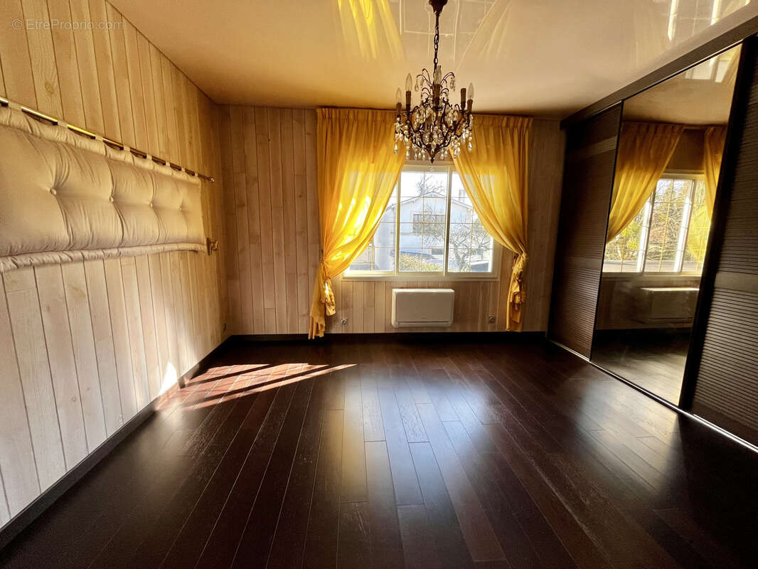 Appartement à LE BOUSCAT