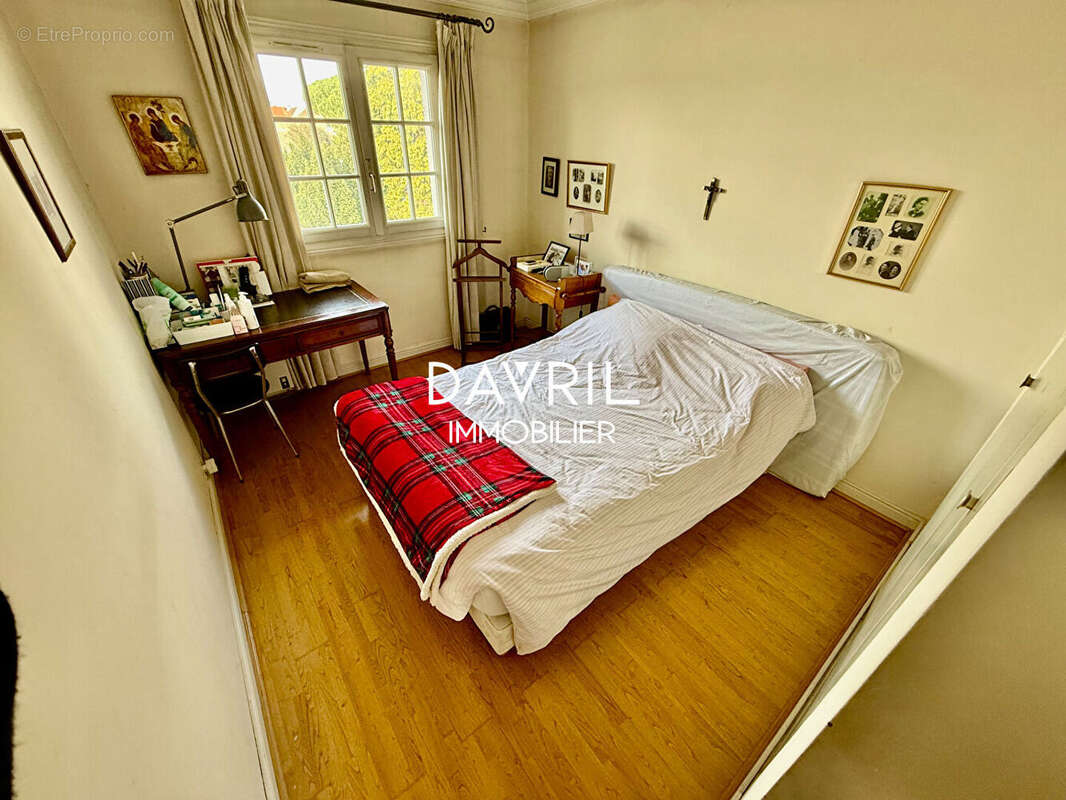 Maison à CONFLANS-SAINTE-HONORINE