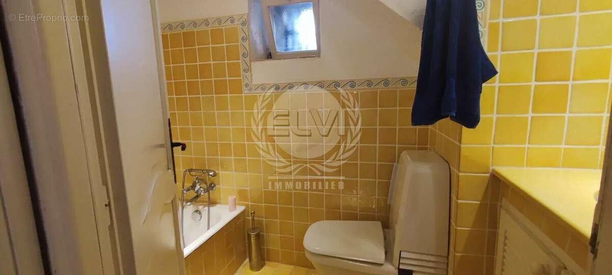 Maison à PLAN-DE-LA-TOUR