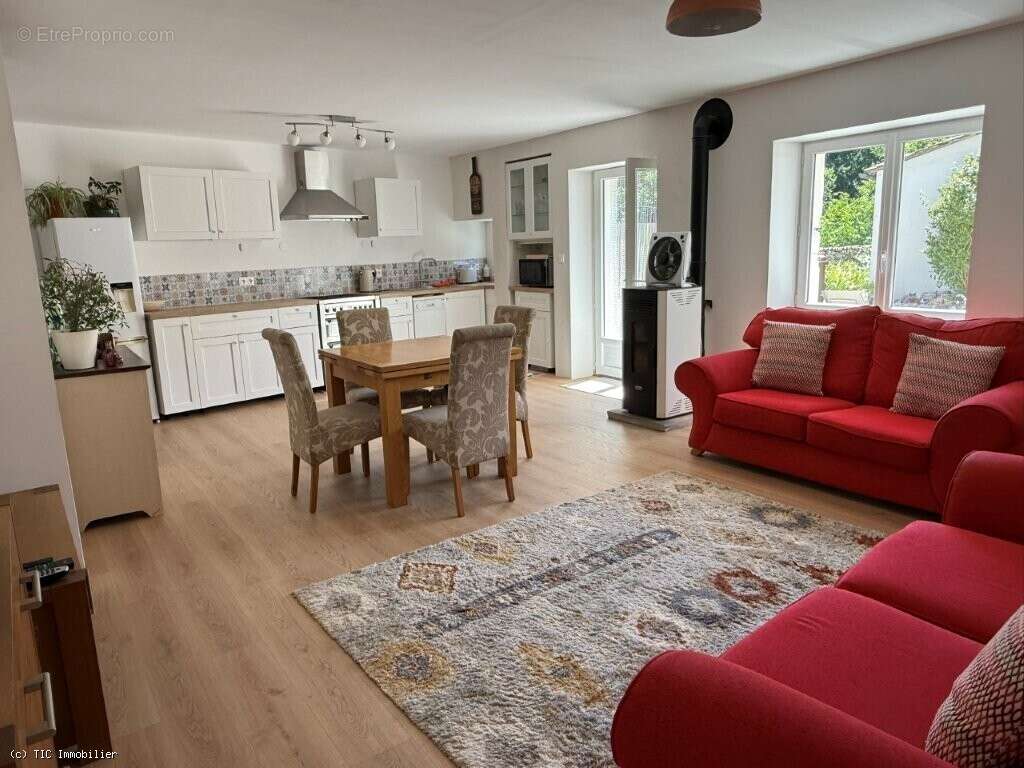 Maison à CIVRAY