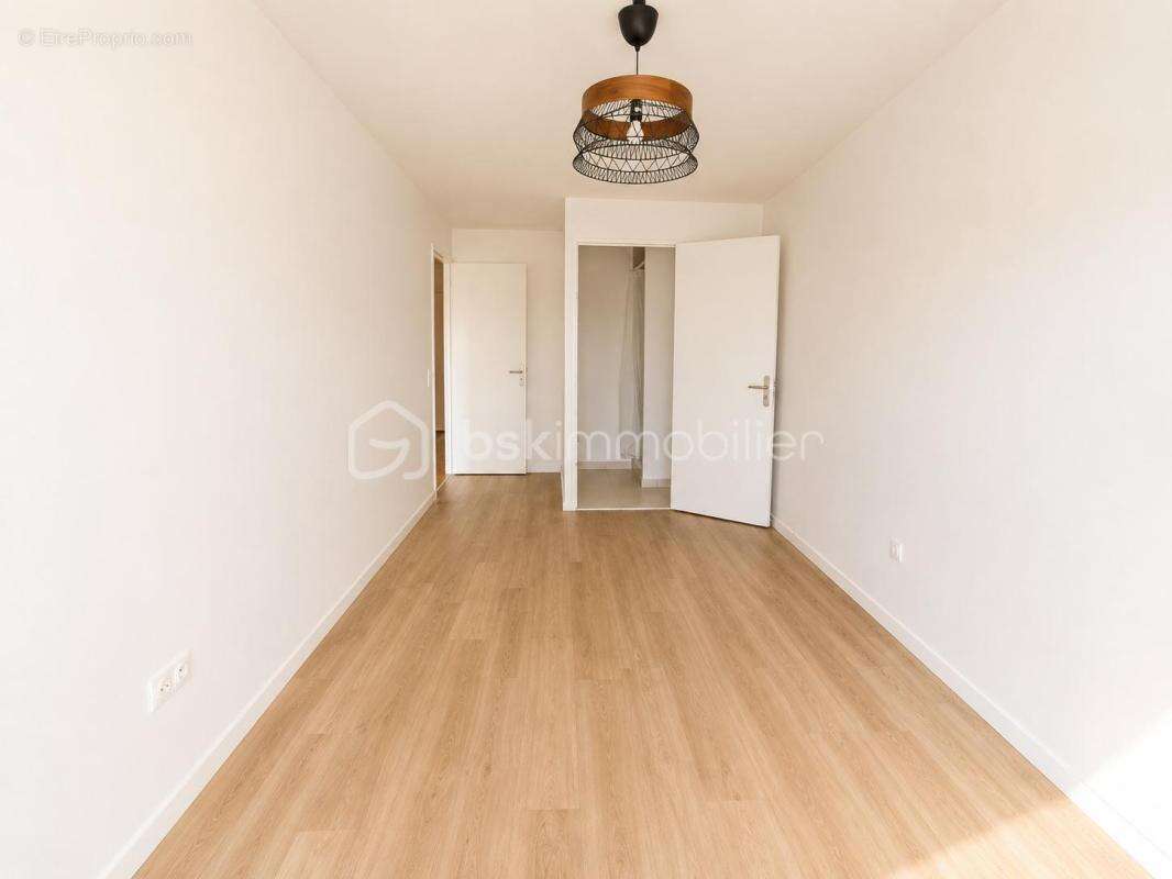 Appartement 4 pieces 88m2 avec 3 chambres & balcon - photo 4