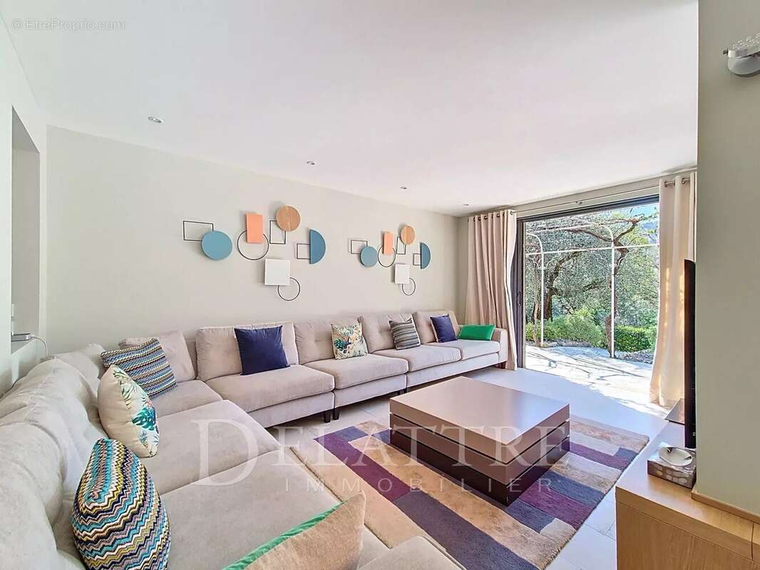 Maison à LE BAR-SUR-LOUP