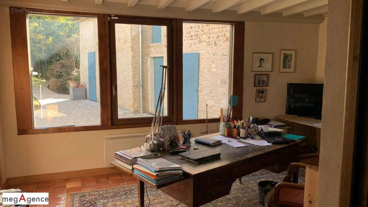 Maison à HOUDAN