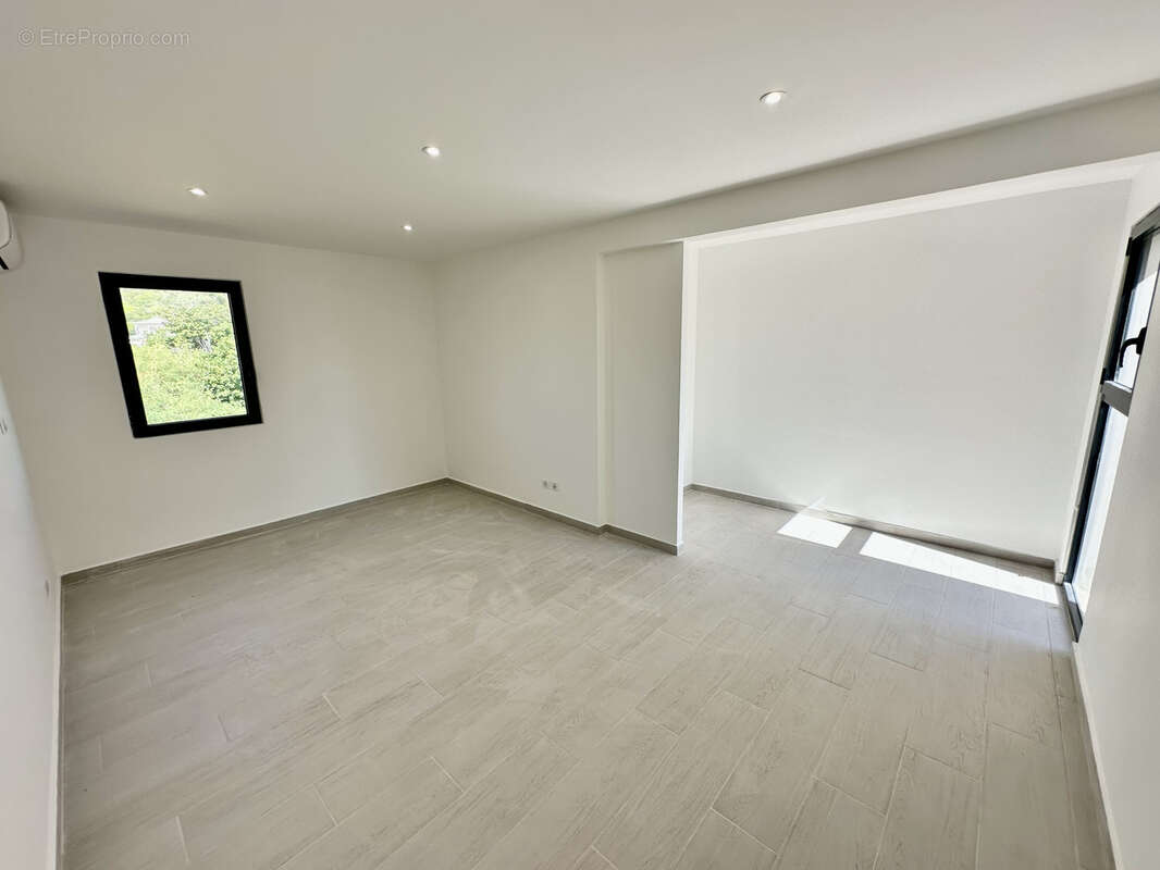 Maison à SAINT-MARTIN