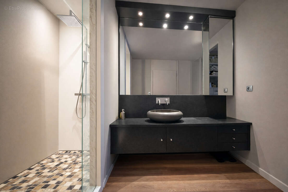 Appartement à CRAPONNE