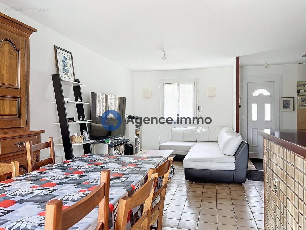 Maison à MONTATAIRE