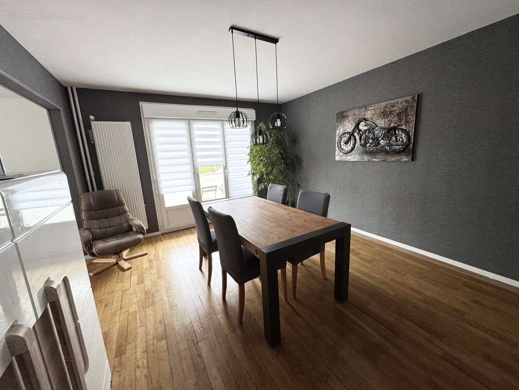 Appartement à SAINT-ANDRE-LES-VERGERS