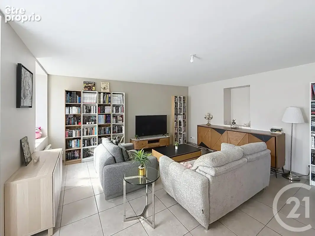 Maison 4 pièces 97 m² à vendre à Chartres (28000) - photo 2