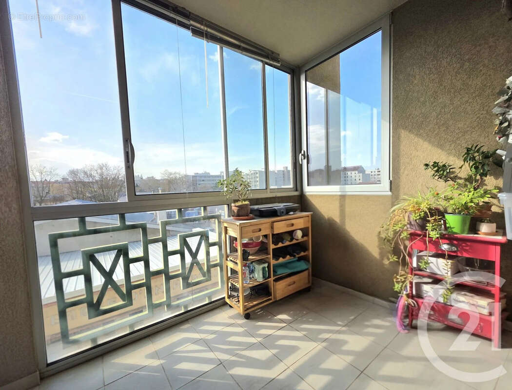 Appartement à VILLEURBANNE