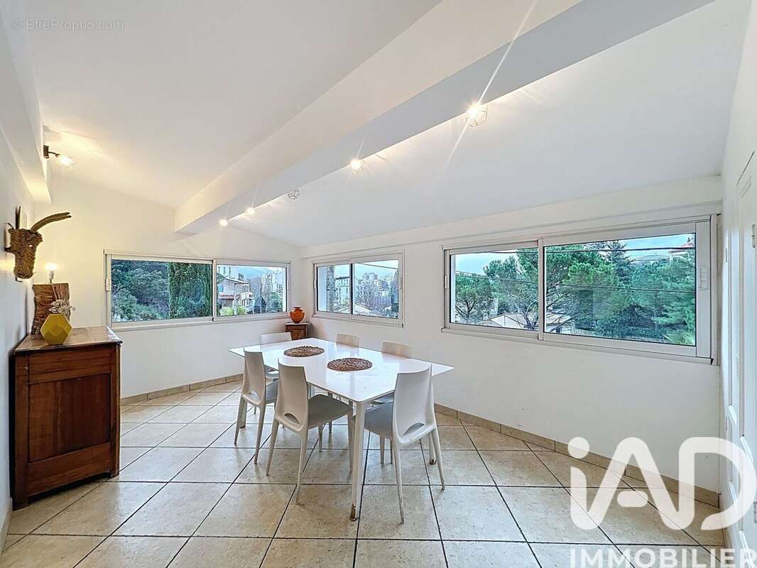 Photo 4 - Maison à MARSEILLE-11E