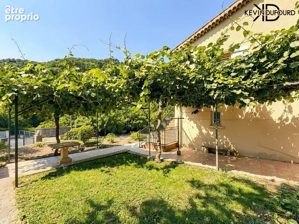 Maison de 115 m² sur un terrain de 1.500 m² à VALS LES BAINS - photo 12