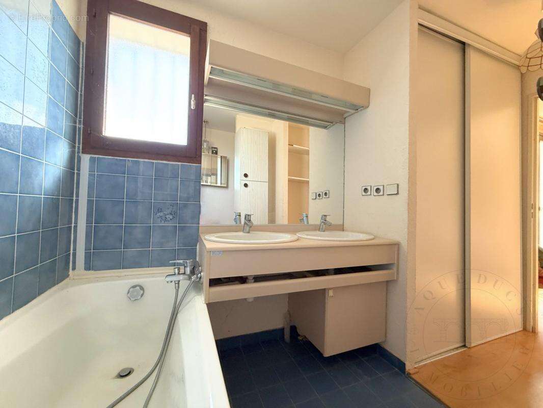 Maison Familiale - 6 Pièces - 5 Chambres - CHAPONOST - photo 12