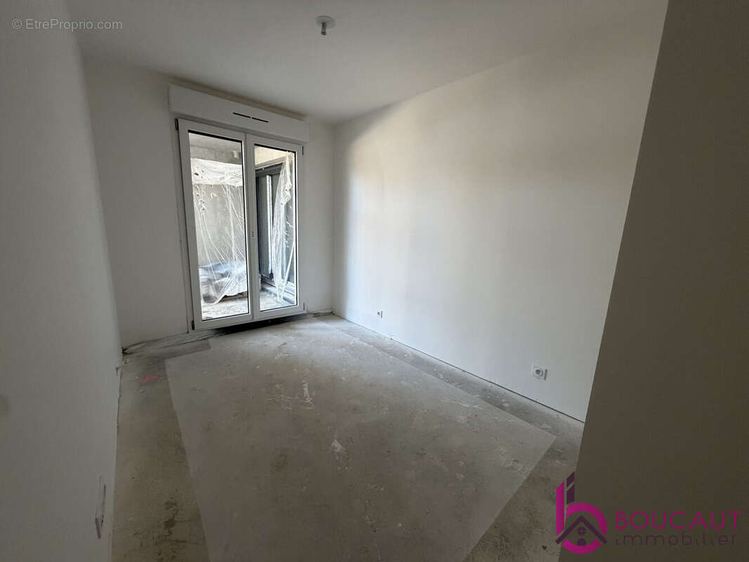 Appartement 68 m² à Le Plessis-Robinson  - photo 9