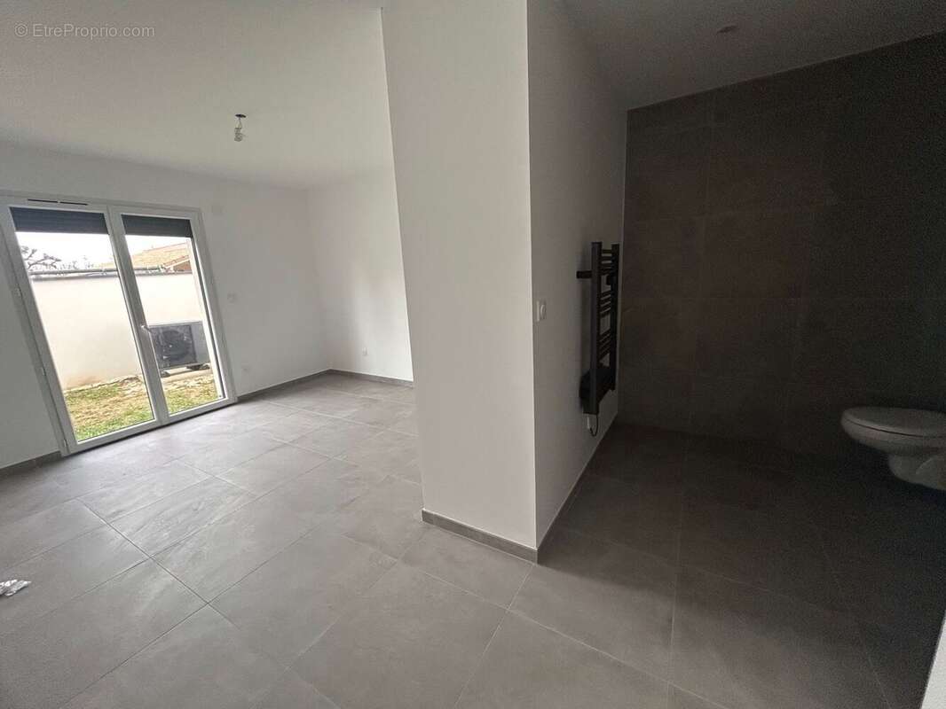 Maison à SAINT-PAUL-LES-ROMANS