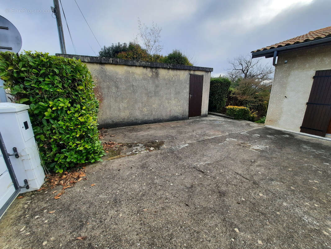 Maison à SAUVETERRE-DE-GUYENNE