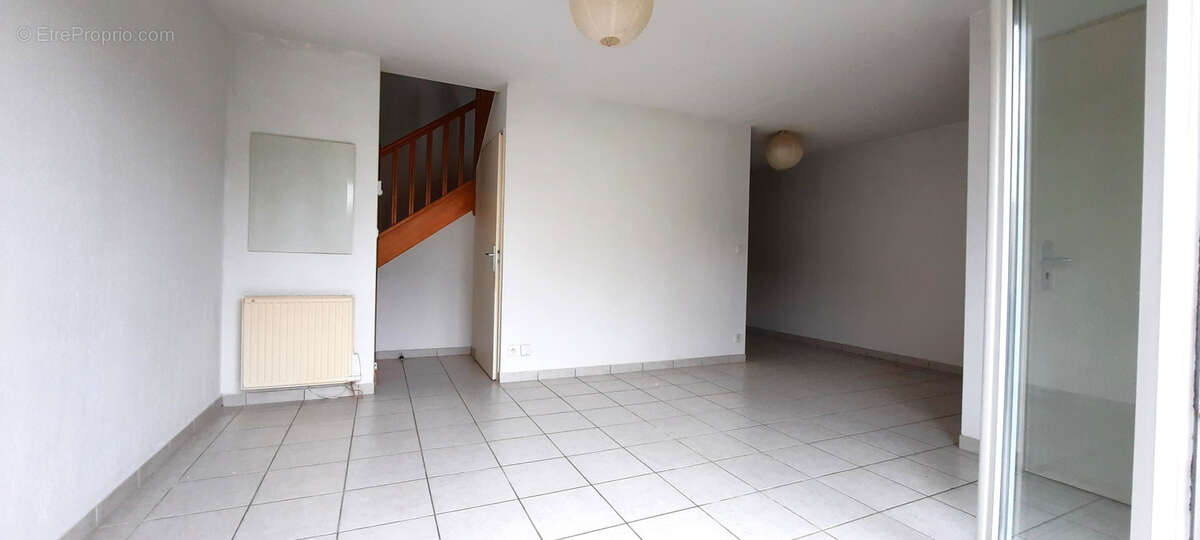 Appartement à ARPAJON-SUR-CERE