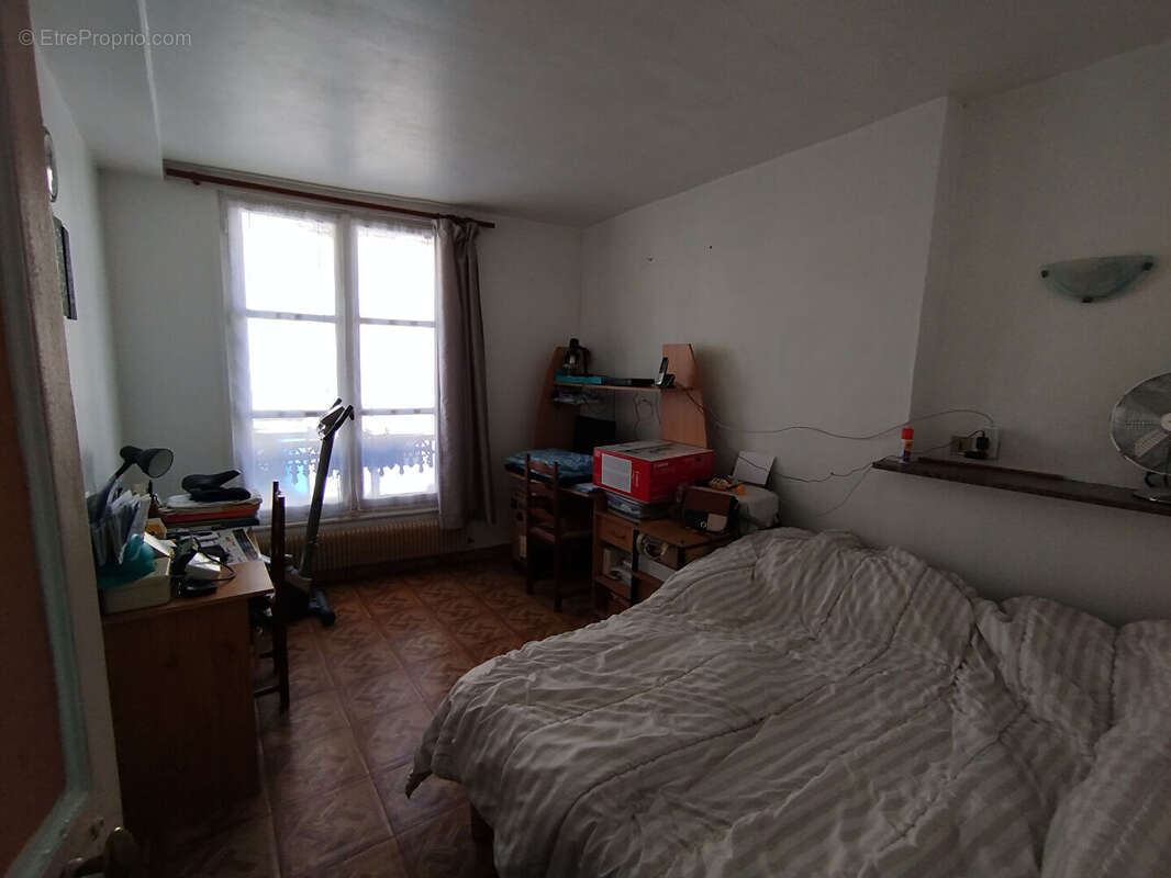 Maison à SAINT-CALAIS