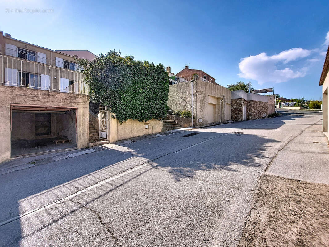 Maison à CARQUEIRANNE