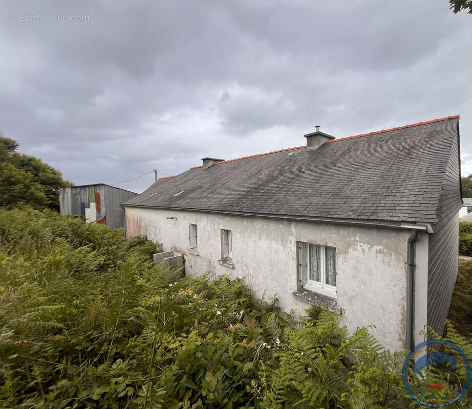 Maison à PLOGONNEC