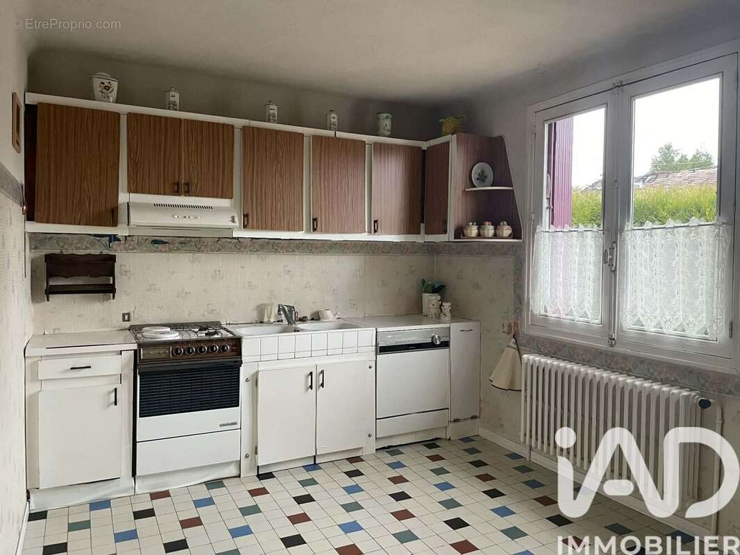 Photo 2 - Maison à ESTREES-SAINT-DENIS