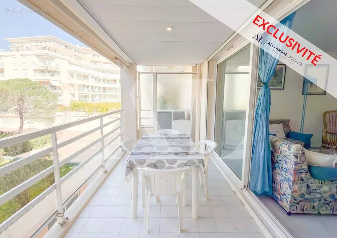 Appartement à VALLAURIS