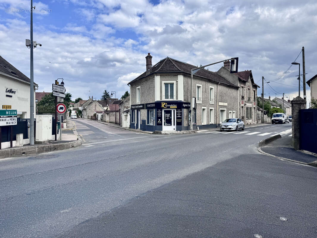 Commerce 36 m² à Sivry-Courtry  - photo 3