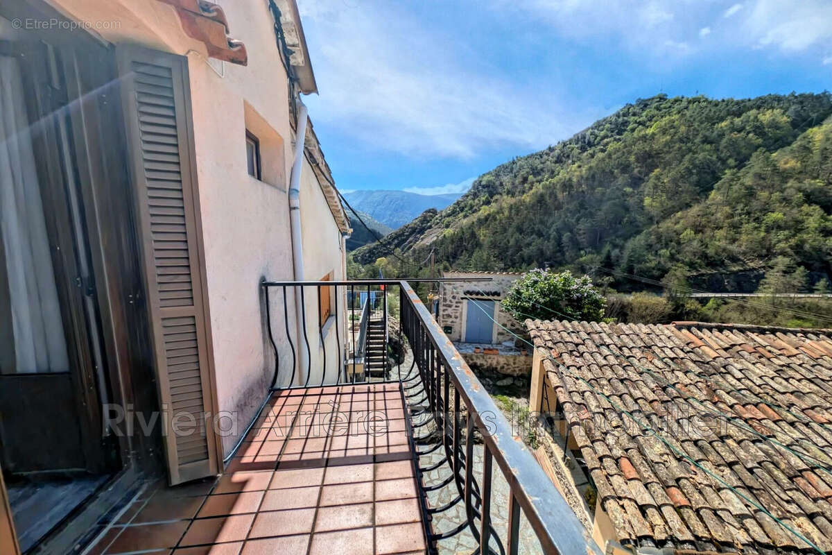 Maison 72 m² à Collongues  - photo 8