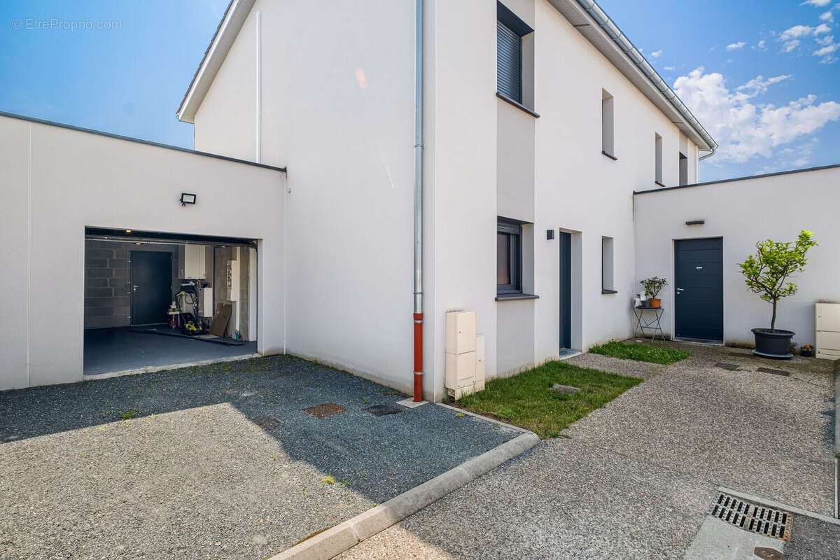 Photo 2 - Maison à SOLAIZE