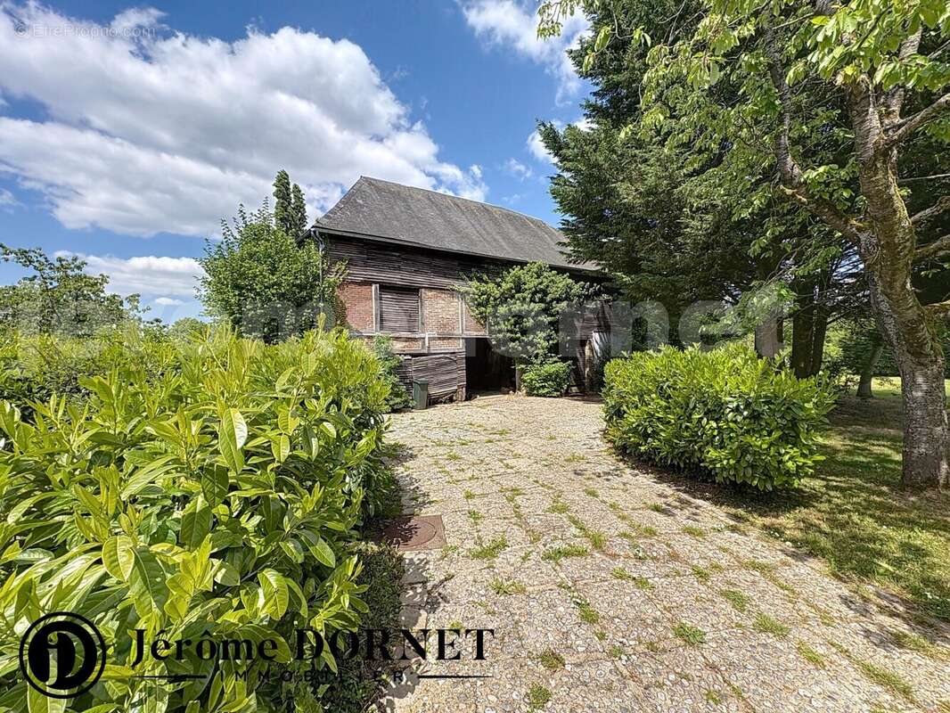 post_0021 - Maison à POIX-DE-PICARDIE