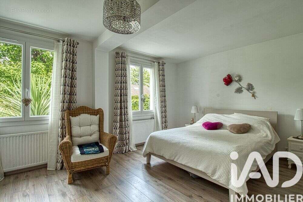 Photo 7 - Maison à VERNEUIL-SUR-SEINE