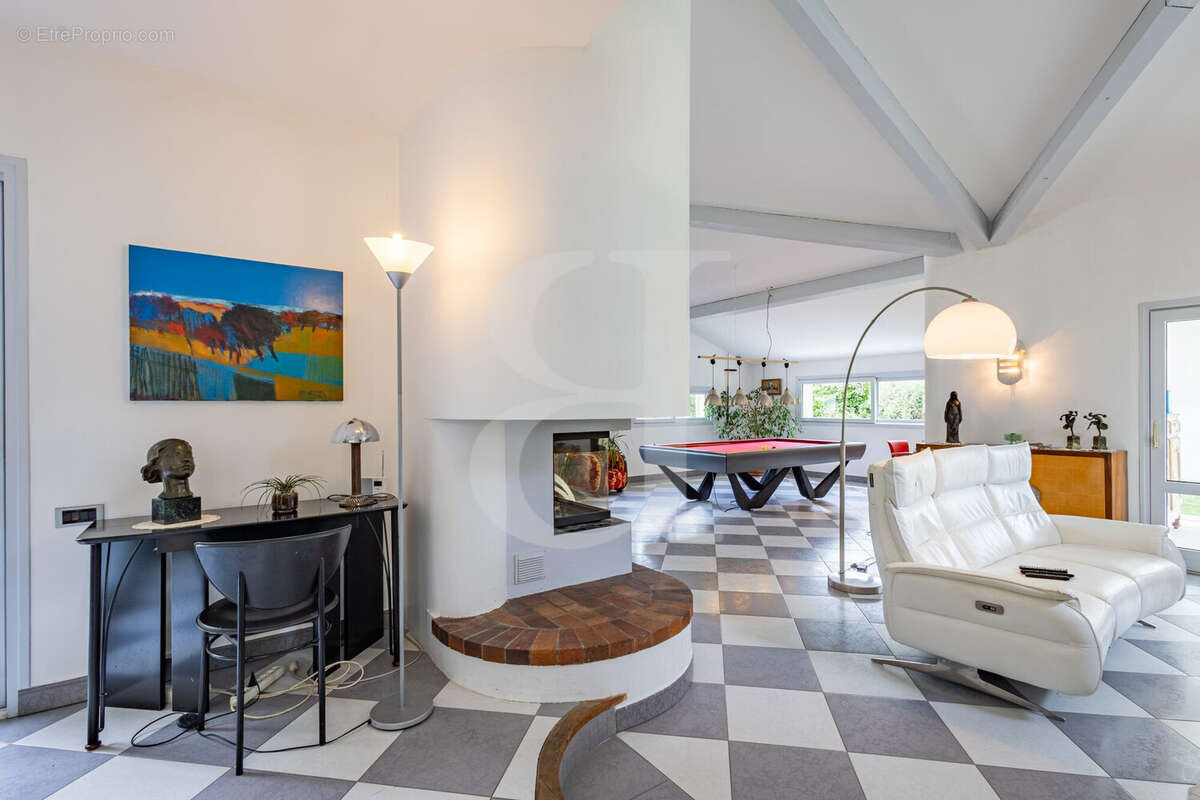 Maison à VAISON-LA-ROMAINE