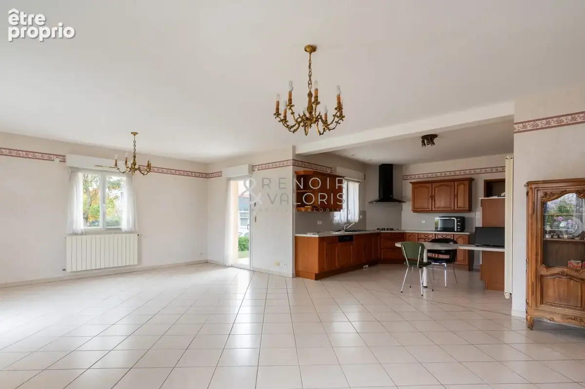Maison 7 pièces 212 m² à vendre à Dombasle-Sur-Meurthe (54110) - photo 3