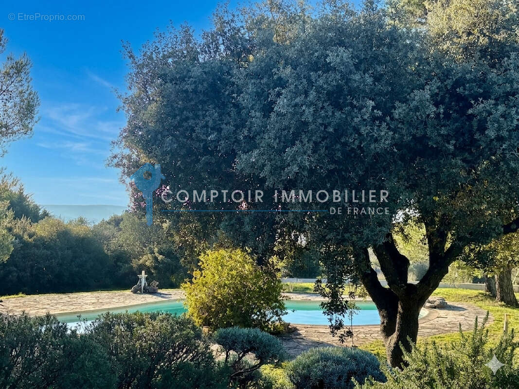 Village en peripherie d'uzes : villa 4 chambres avec piscine et grand terrain - photo 2