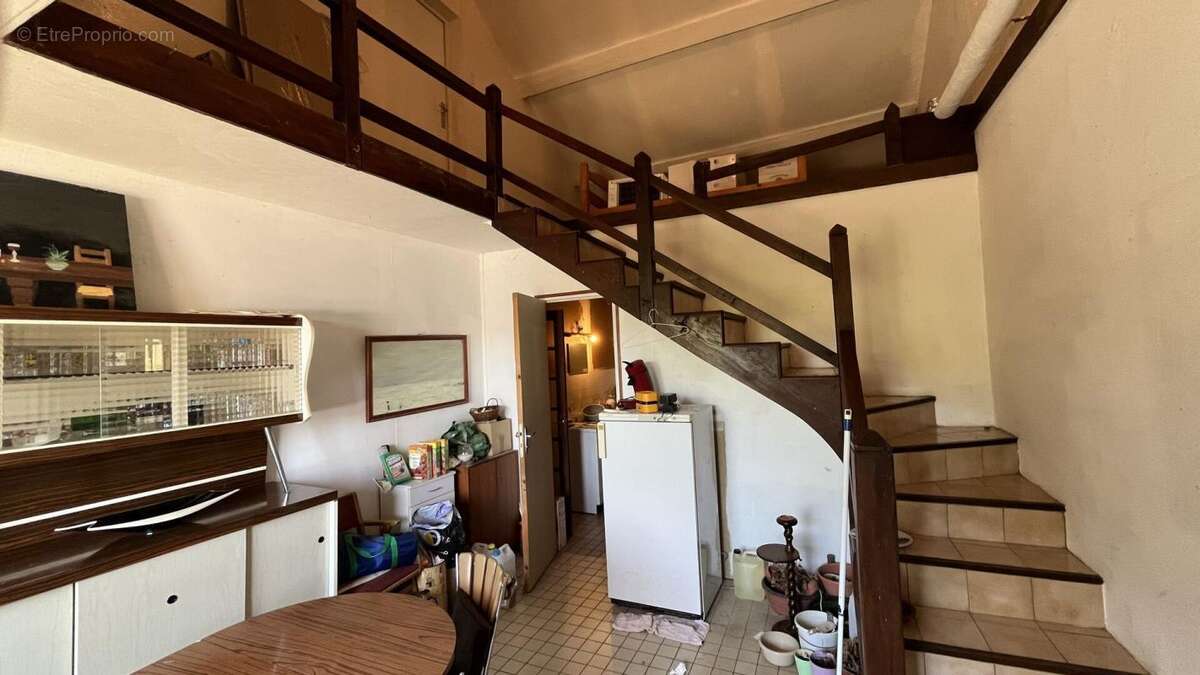 Maison de plain-pied avec dépendances sur 1 283 m² de terrain - photo 13