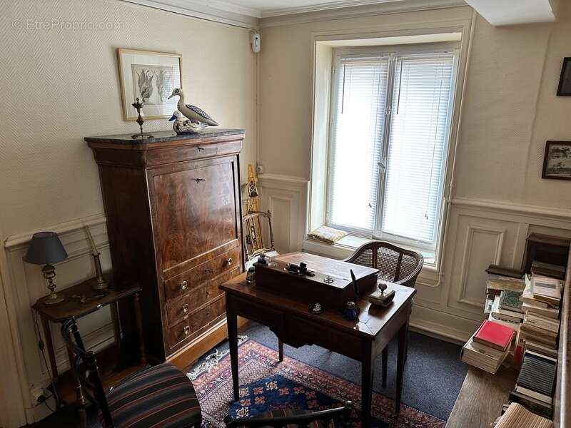 Maison à SAINT-OUEN-DE-THOUBERVILLE