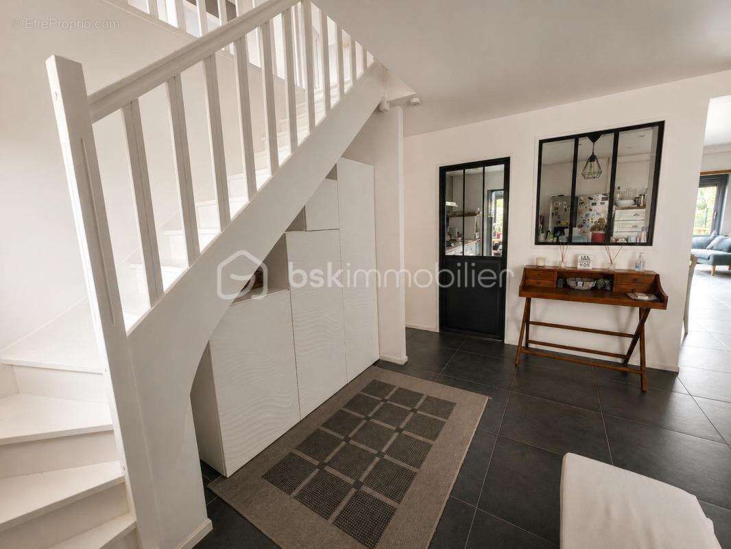 Belle maison familiale 5 chambres au coeur de Gouvernes - photo 4