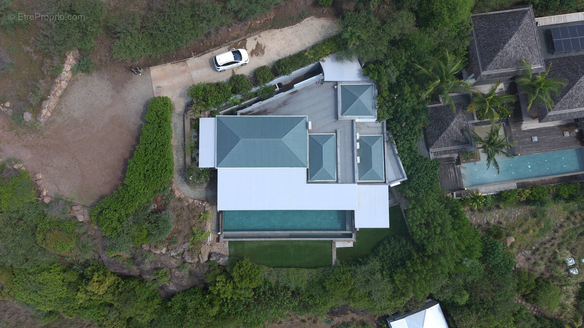 Maison à CAPESTERRE-BELLE-EAU