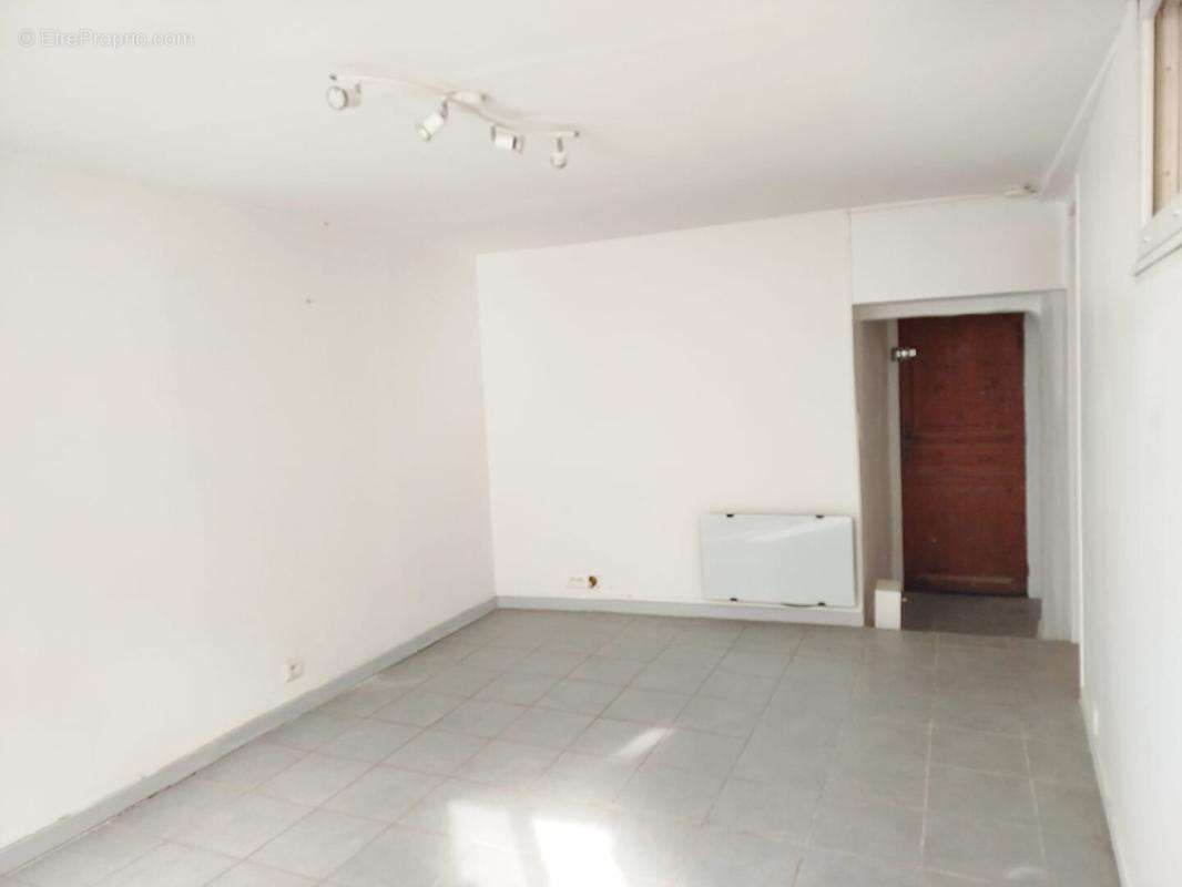 Appartement à BARJOLS